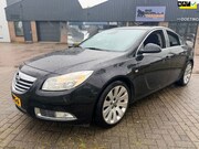 Opel Insignia - 2.0 Turbo Benzine - Automaat - 220 PK - APK