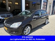 Opel Astra - 1.4 Cosmo 5-DEURS/AIRCO/NAVI/CRUISE