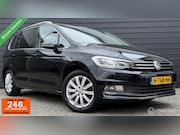 Volkswagen Touran - 1.4 TSI DSG Highline Pano.dak/Trekhaak/Camera