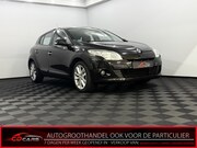 Renault Mégane - 1.4 TCE Celsium Clima, Navi, Keyless start, Cruise control, 