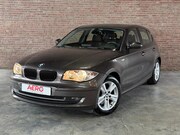 BMW 1-serie - 118i Business Line Clima / PDC / Navi / Dealer Onderhouden