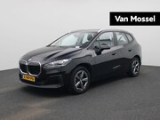 BMW 2-serie Active Tourer - 230e xDrive | AUTOMAAT | TREKHAAK | HEAD-UP DISPLAY | 360 CA
