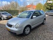 Volkswagen Polo - 1.4-16V Highline AUTOMAAT TREKHAAK