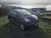 Toyota Aygo - 1.0-12V +
