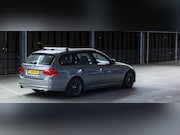BMW 3-serie - 318i High Executive