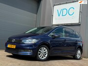 Volkswagen Touran - 1.6 TDI SCR Highline | 7-Persoons | Trekhaak