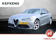 Alfa Romeo Giulia - 200pk Super | 1ste eigenaar | Camera | LEER | Sportstoelen |