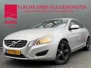 Volvo S60 - BWJ 2011 1.6 180 PK T4 Momentum AUTOMAAT / TREKHAAK / CRUISE