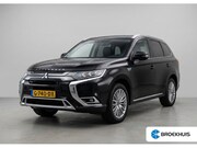 Mitsubishi Outlander - 2.4 PHEV Intense+ | Trekhaak | Leder/Alcantara | Elektr Stoe