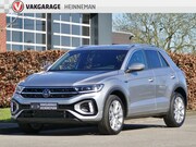 Volkswagen T-Roc - 1.5 TSI R-Line Edition | verwarmd stuur | IQ-light | Apple C
