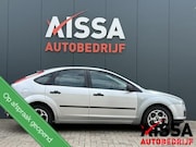 Ford Focus - 1.6-16V Champion 5 drs Airco Cruise Lm velgen Jaar Apk