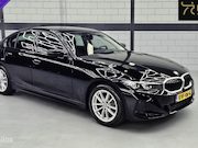 BMW 3-serie - 318i Sedan Sport Bj 2025 Lage KM