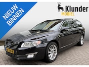 Volvo V70 - 2.0 D4 Nordic+ Aut. |Schuifdak|Trekhaak|PDC v+a|