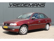 Opel Astra - 1.4i GL