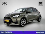 Toyota Yaris - 1.5 Hybrid 130 Executive | BTW voertuig | Dealer onderhouden