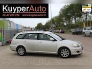 Toyota Avensis - Wagon 1.8 VVTi Luna Business AUTOMAAT CLIMA TREKHA