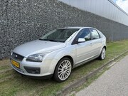 Ford Focus - 1.6-16V Futura Automaat | Trekhaak
