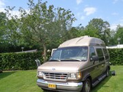 Ford E-150 - jayco camper