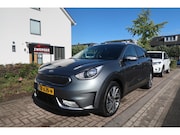 Kia Niro - 1.6 GDi SCHUIFDAK|CAMERA|STUURVERWARMING|NAVIGATIE|CARPLAY|A