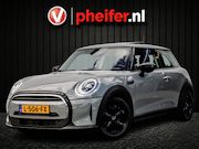 MINI Cooper - 3-Deurs 1.5 One Essential Nieuw model/ Panoramadak/ Navigati