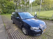 Audi A3 - 1.6 FSI Attraction Pro Line Business