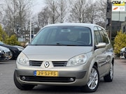 Renault Grand Scénic - 2.0- APK 02-04-2027 Automaat | Trekhaak | Parkeersensoren |