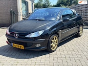 Peugeot 206 - CC 2.0-16V recent gekeurd rijdend na de keuring heen en teru