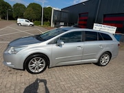 Toyota Avensis - 2.0 VVTi Business
