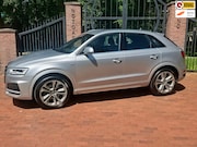 Audi Q3 - 2.0 TFSI quattro S-Line Trekhaak Camera Side Assist Leren in