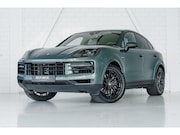Porsche Cayenne Coupé - E-Hybrid l PTS Malachite Green l Porsche Exclusive interieur