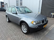 BMW X3 - 2.5i Executive AUTOMAAT Panorama dak