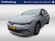 Volkswagen Golf - 1.4 eHybrid 150kw / 204pk Style DSG Automaat Panoramadak / M