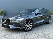 Volvo V60 - 2.0 B4 Momentum Business | Camera | Leder | Pilot Assist | S