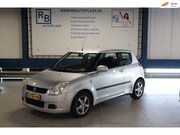 Suzuki Swift - 1.5 Exclusive / APK 4-2027