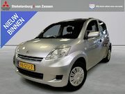 Daihatsu Sirion - 2 1.0-12V Premium