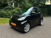 Smart ForTwo - 1.0 BRABUS 98pk Leder / Airco / Carplay / Stoelverwarming