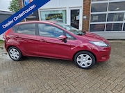 Ford Fiesta - 1.2i "Titanium" 5 Deurs - Airco - Trekhaak - Apk 05-07-2027