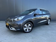 Kia Niro - 1.6 GDi Hybrid DynamicLine TREKHAAK HALF LEER CAMERA CRUISE