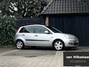 Ford Fiesta - 1.6-16V Futura AUTOMAAT 2006 AIRCO/5-DEURS