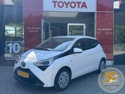 Toyota Aygo - 1.0 VVT-i x-play CAMERA AIRCO 1E EIGENAAR CARPLAY