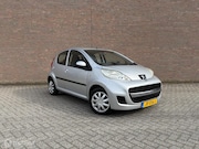 Peugeot 107 - 1.0 Access Accent 5DRS / APK / ZEER NETJES