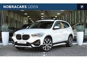BMW X1 - sDrive18i Sport Line Automaat / Sportstoelen / Hea