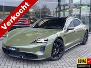 Porsche Taycan - GTS Sport Turismo | HUD | Race-tex | Carbon