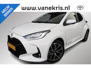 Toyota Yaris - 1.5 Hybrid 115 Dynamic Keyless entree, apple android auto, L