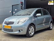 Toyota Yaris - 1.3 VVTi Luna MMT / Automaat / Keyless / 100% onderhouden