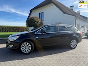 Opel Astra - 1.4 Cosmo / Bj: 2011 / N.A.P