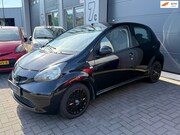 Toyota Aygo - 1.0 AIRCO | ELEKTR PAKKET | APK 03-27 |