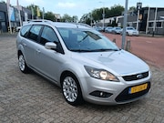 Ford Focus - 1.8 Ghia airco 5 drs apk nieuwen