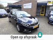 Peugeot 308 - en goed onderhouden/airco/leer/facelift/navi/panorama dak/ap