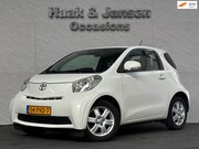 Toyota iQ - 1.0 VVTi Comfort Airco Tomtom E-ramen